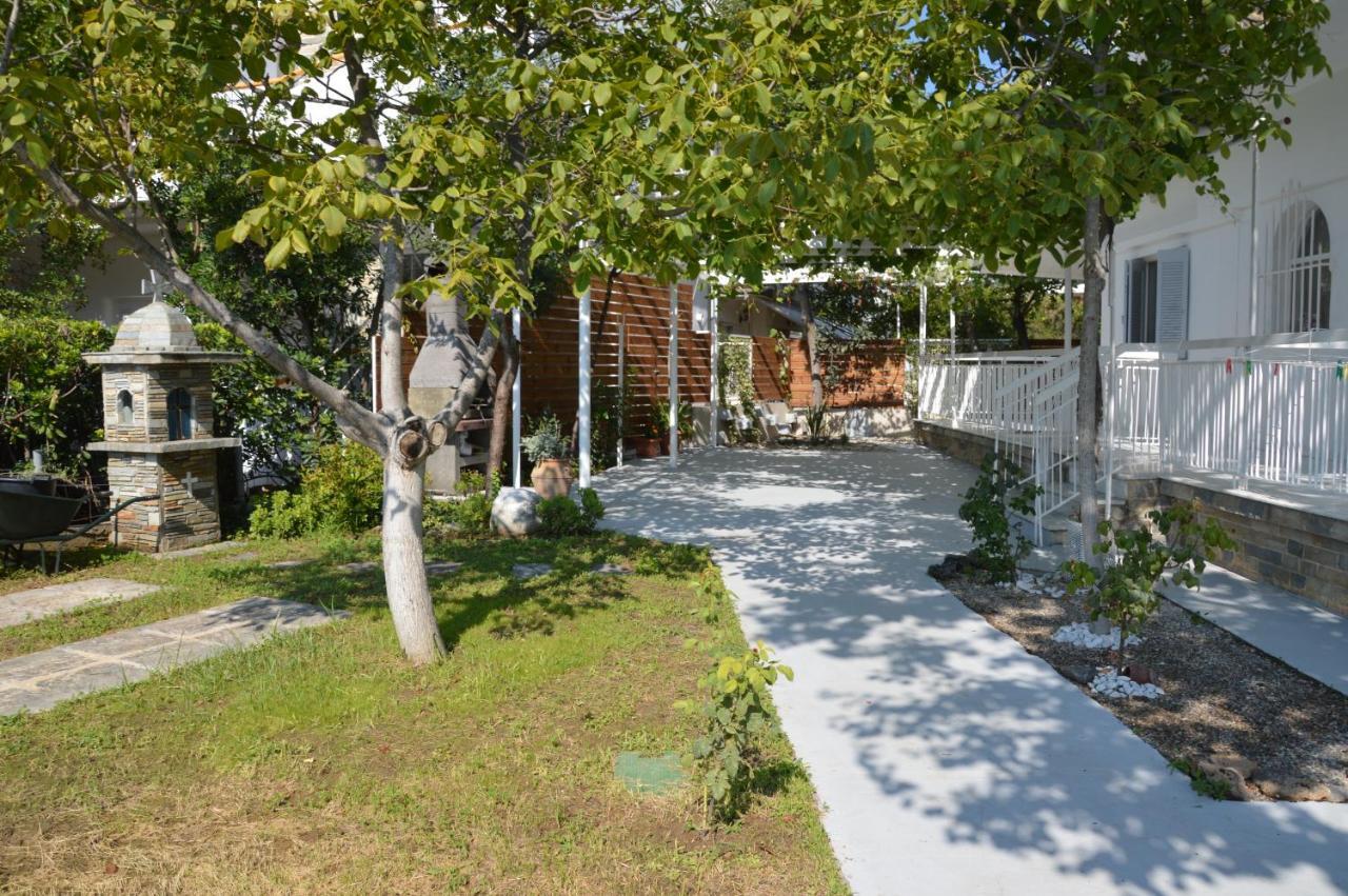 Antony Apartments Nea Plagia Dış mekan fotoğraf